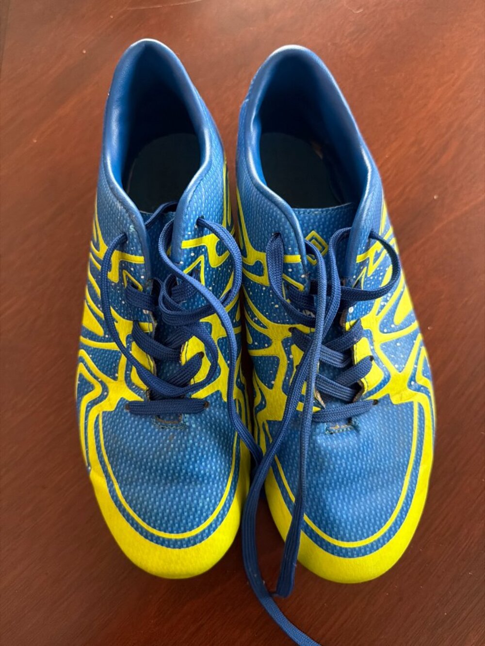 Blue Neon Youth Soccer Cleats Lace-Up Size 6